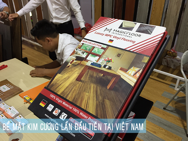Sàn nhựa MAGIC tham dự triển lãm Vietbuild Hà Nội Tháng 11 san-nhua-magic