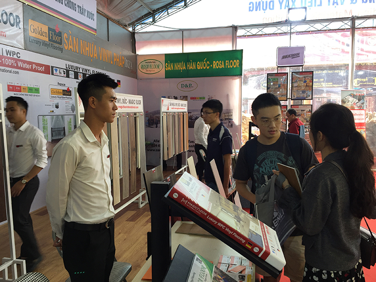 BIG SALE từ 10 - 20% khi mua sàn nhựa tại VIETBUILD