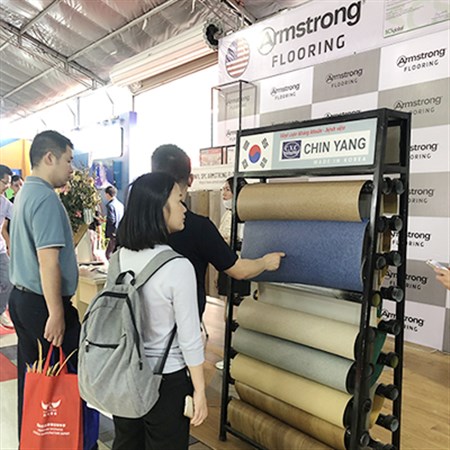 Những lợi ích không thể bỏ qua khi dùng sàn nhựa cuộn