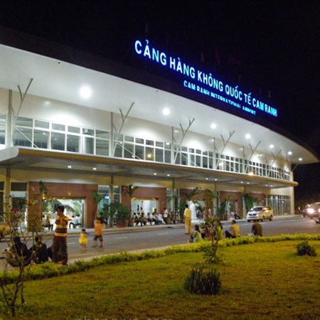 Sàn nhựa giả gỗ Galaxy sử dụng tại Sân bay quốc tế Cam Ranh.