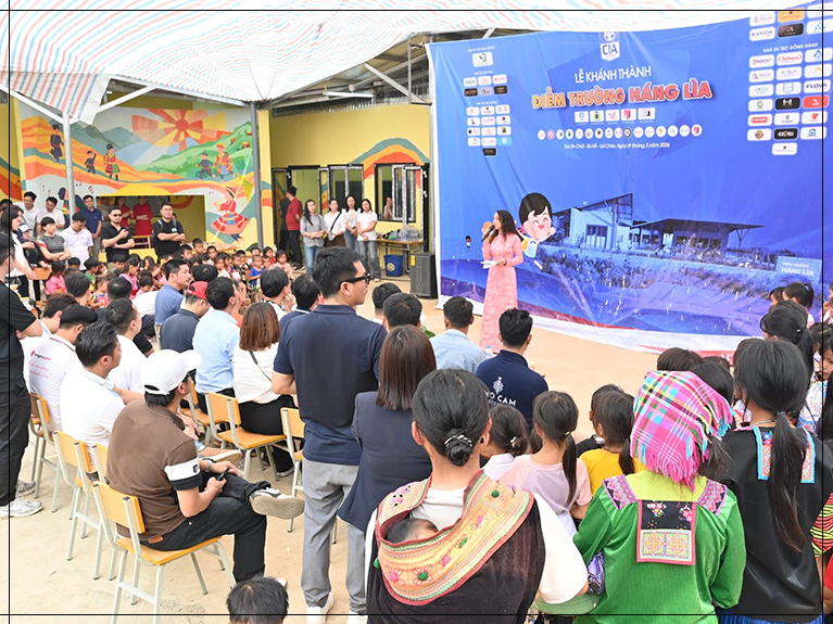 Điểm trường Háng Lìa san-nhua-dep