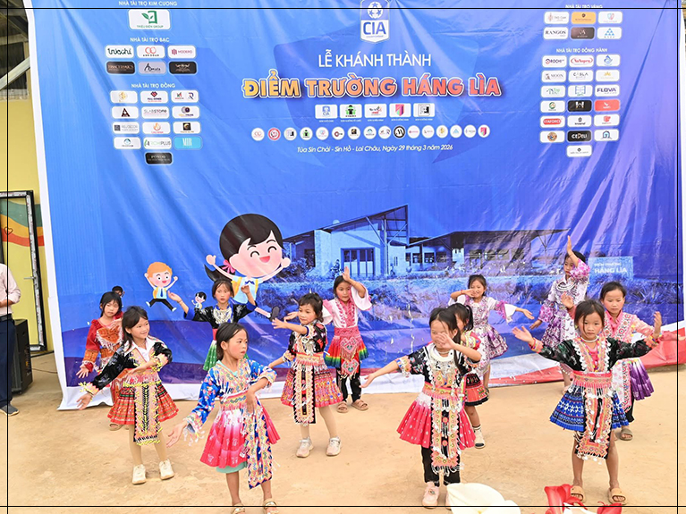 Điểm trường Háng Lìa san-nhua-dep