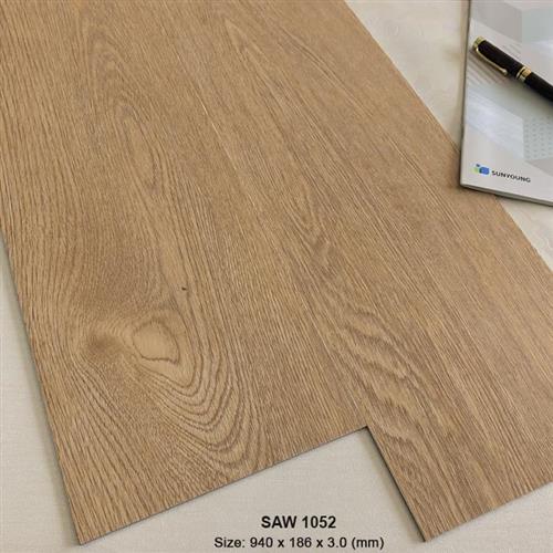 Sàn nhựa dán keo vân gỗ SAW1052